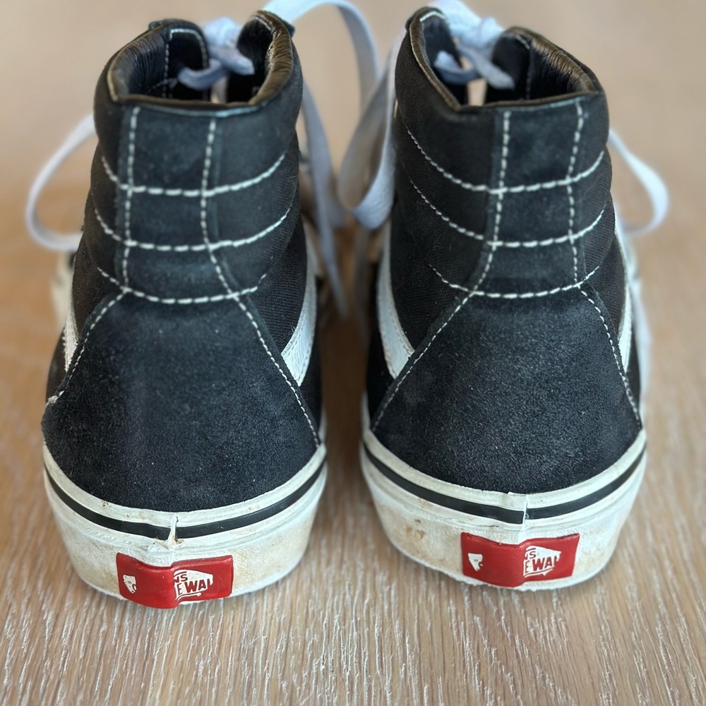 Van’s SK8-HI Shoe Sneaker Hi Top Black & White Size 8 women / 6.5 men / 38.5 EU - Picture 5 of 9
